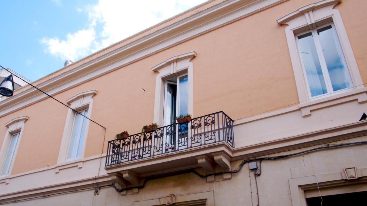 Casa Di Lo Suites Lecce Ngoại thất bức ảnh