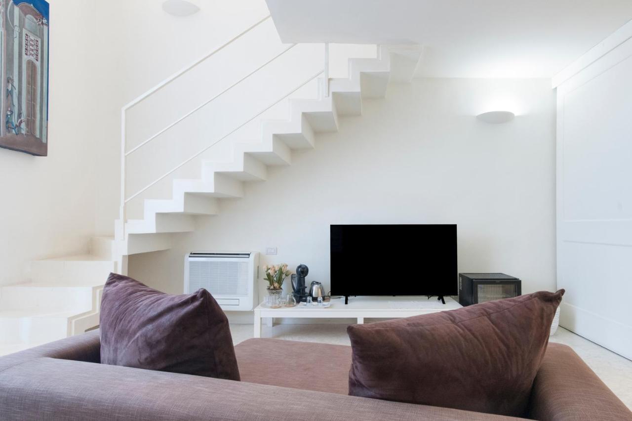 Casa Di Lo Suites Lecce Ngoại thất bức ảnh
