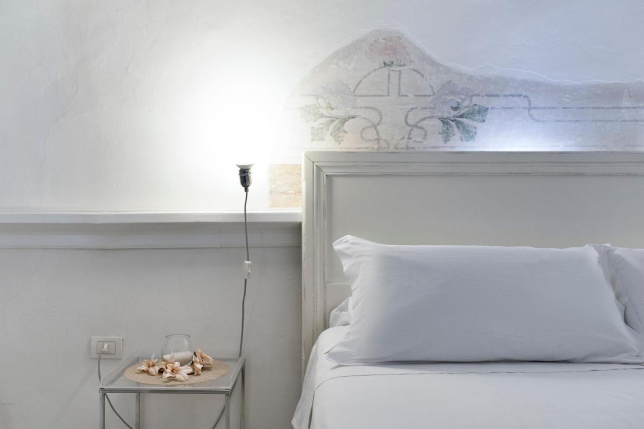 Casa Di Lo Suites Lecce Ngoại thất bức ảnh